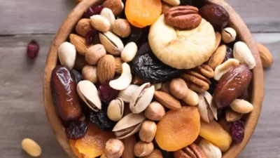 एक वर्षमा नेपालीले खान्छन् दुई अर्बभन्दा बढीको काजु र बदाम